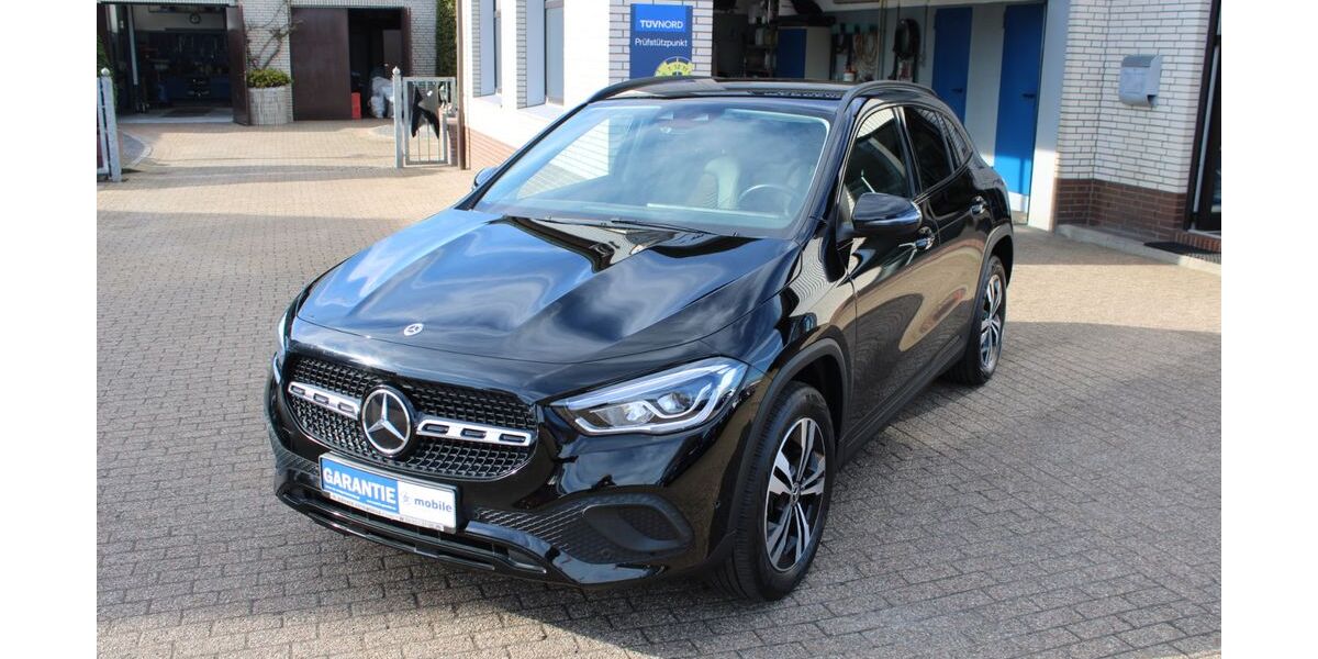 Mercedes-Benz GLA 180 49.000 km 32.900 &euro; Leer 26789