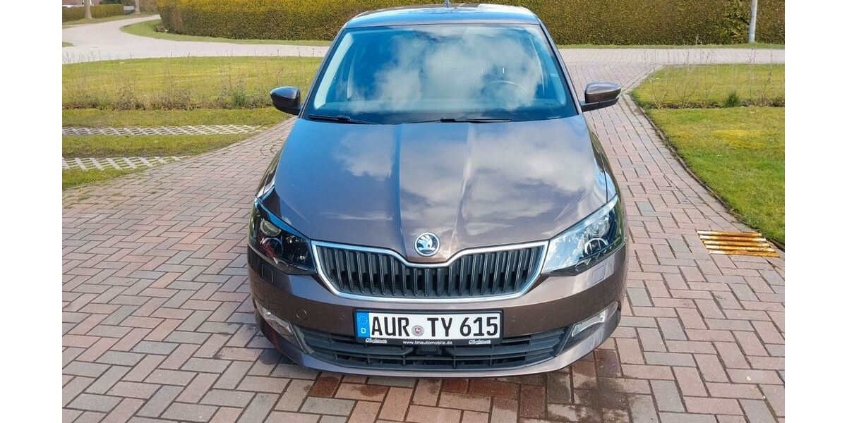 Skoda Fabia 116.415 km 7.999 &euro; Südbrookmerland 26624