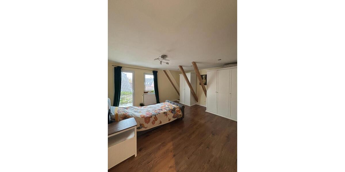 Einfamilienhaus Aurich - 7 Zimmer, 207 m&sup2;, 475.000&euro; | Angebot:26566126