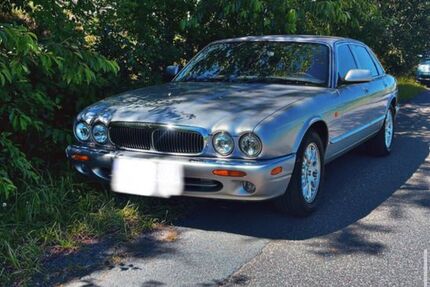 Jaguar XJ8 201.800 km 8.999 &euro; Westoverledingen 26810