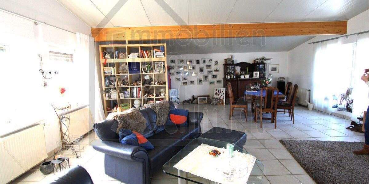 Einfamilienhaus Weener - 7 Zimmer, 292 m&sup2;, 298.000&euro; | Angebot:25898847