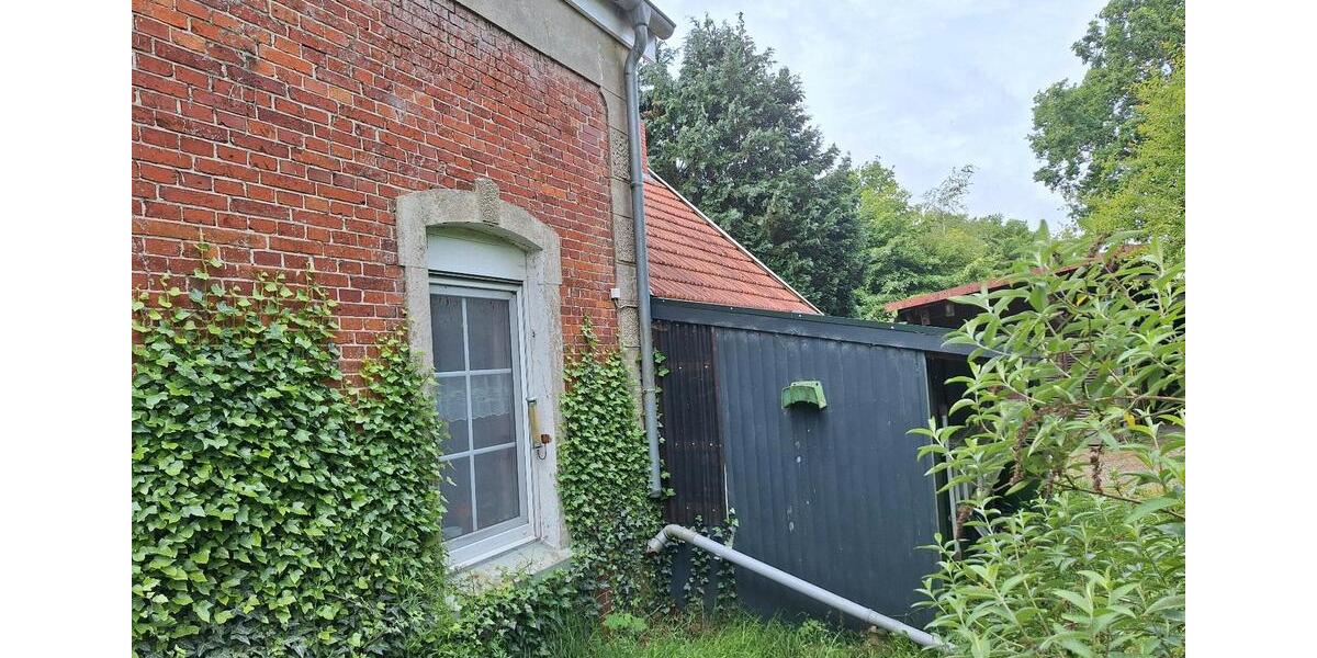 Einfamilienhaus Ihlow - 11 Zimmer, 150 m&sup2;, 135.000&euro; | Angebot:26992016