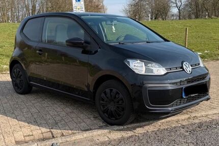 VW up! 150.000 km 5.200 &euro; Emden 26721