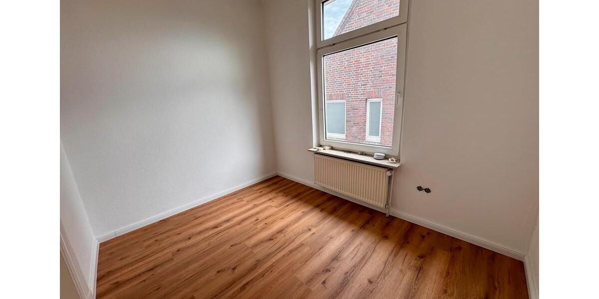 Etagenwohnung Emden Tholenswehr - 3 Zimmer, 75 m&sup2;, 720&euro; | Angebot:26636514