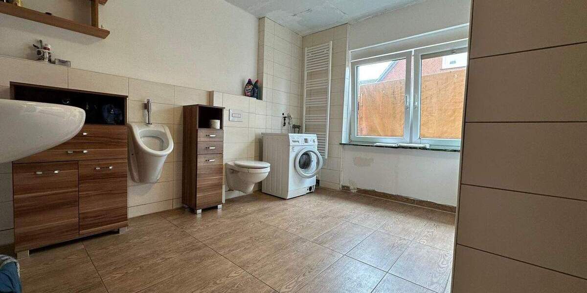 Mehrfamilienhaus, Wohnhaus Weener Stapelmoor - 5 Zimmer, 170 m&sup2;, 225.000&euro; | Angebot:25836701