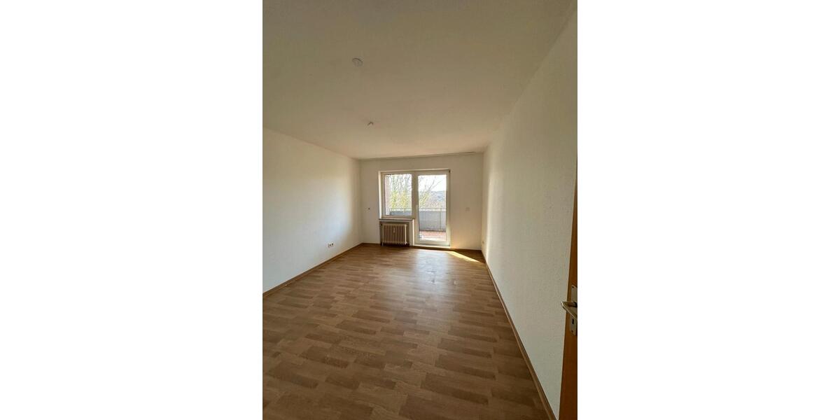 Etagenwohnung Emden Tholenswehr - 4 Zimmer, 99 m&sup2;, 950&euro; | Angebot:26251164