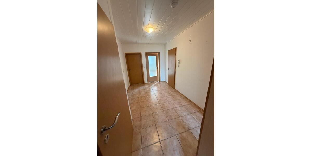 Dachgeschoßwohnung Westoverledingen - 3 Zimmer, 78 m&sup2;, 700&euro; | Angebot:26611284