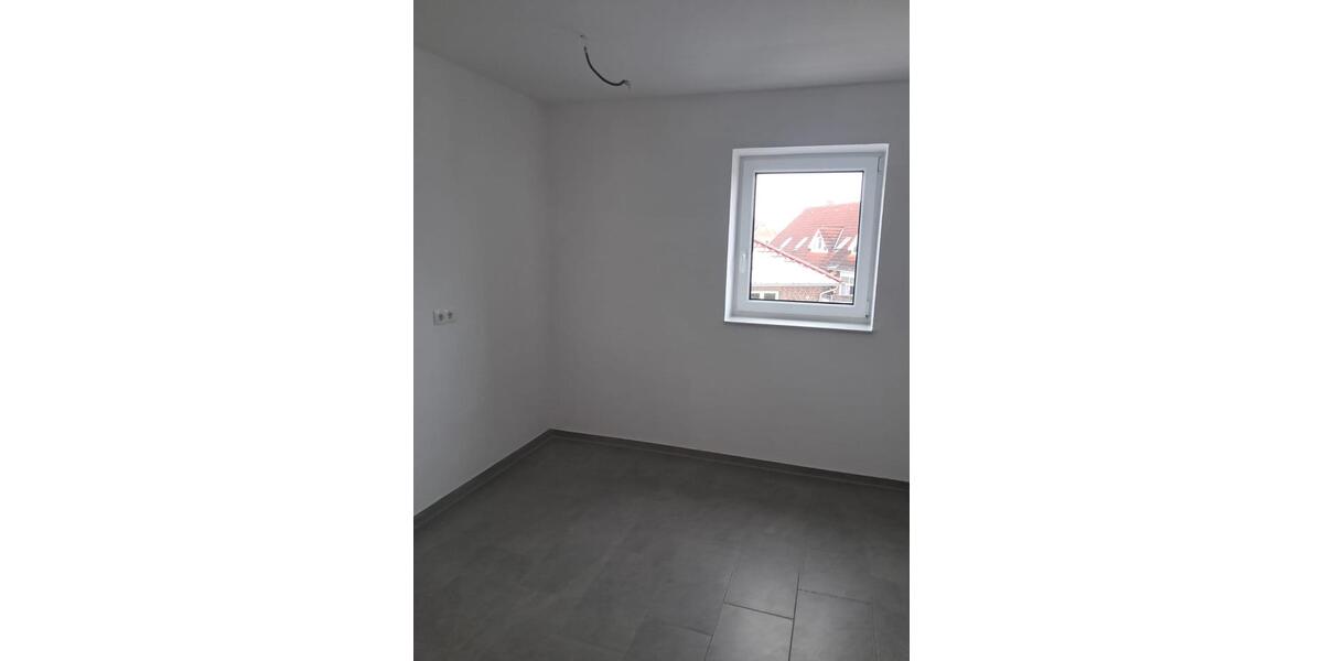 Etagenwohnung Leer (Ostfriesland) - 3 Zimmer, 72 m&sup2;, 800&euro; | Angebot:26033145