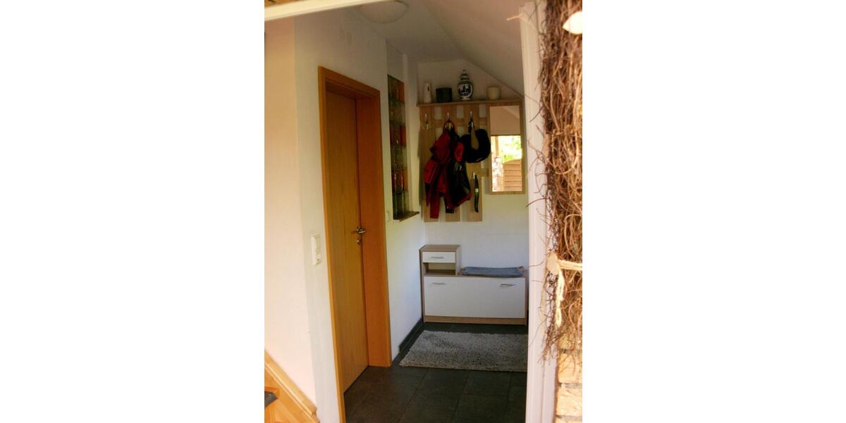 Dachgeschoßwohnung Südbrookmerland - 2 Zimmer, 82 m&sup2;, 560&euro; | Angebot:26003929