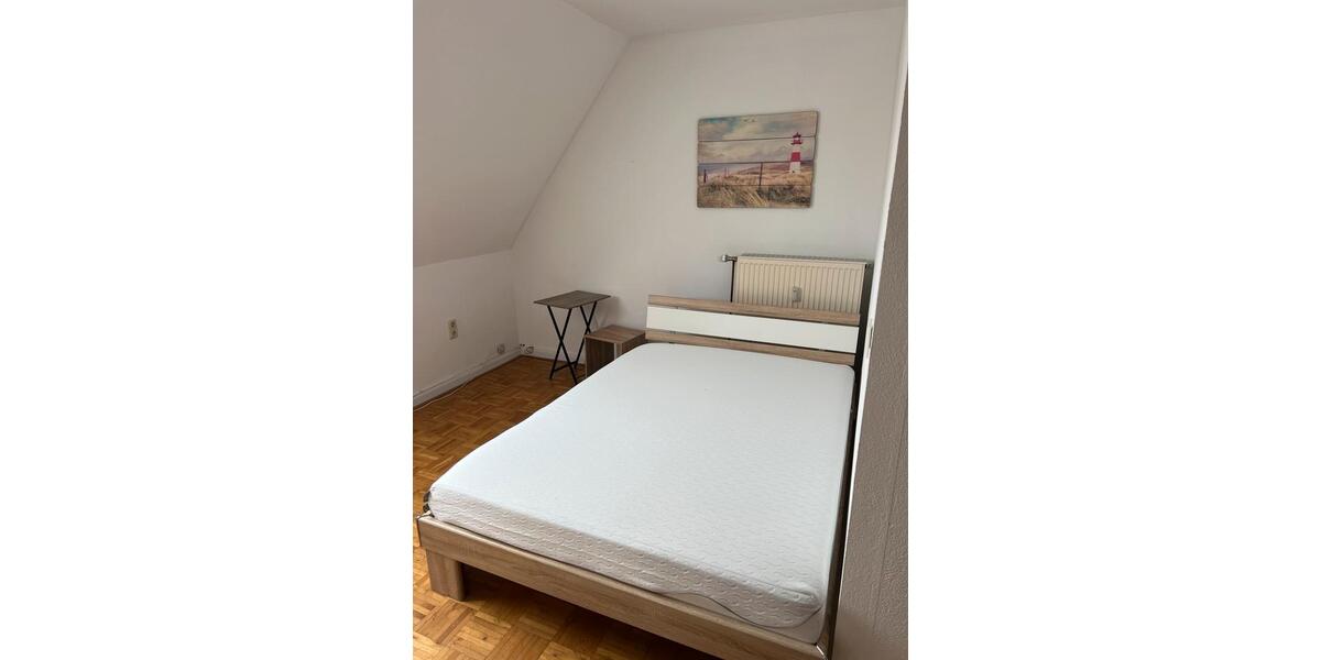 Dachgeschoßwohnung Emden Tholenswehr - 2 Zimmer, 55 m&sup2;, 550&euro; | Angebot:25962460