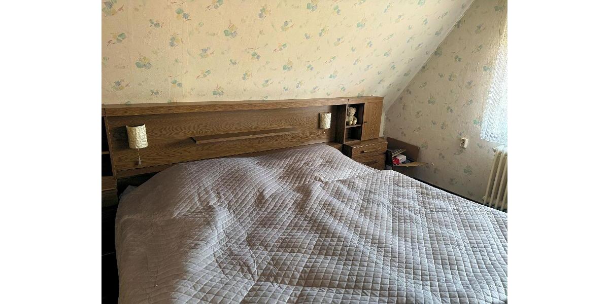 Großes Einfamilienhaus in Osteel (SG Brookmwerland) (Mindestgebot: 239.000 EUR) - Einfamilienhaus Osteel | Angebot:26477965