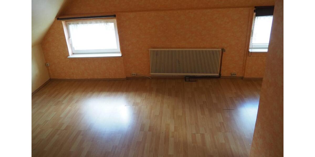 Einfamilienhaus Norden - 8 Zimmer, 214 m&sup2;, 225.000&euro; | Angebot:26613467