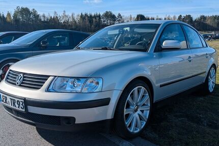 VW Passat 242.000 km 3.890 &euro; Moormerland 26802
