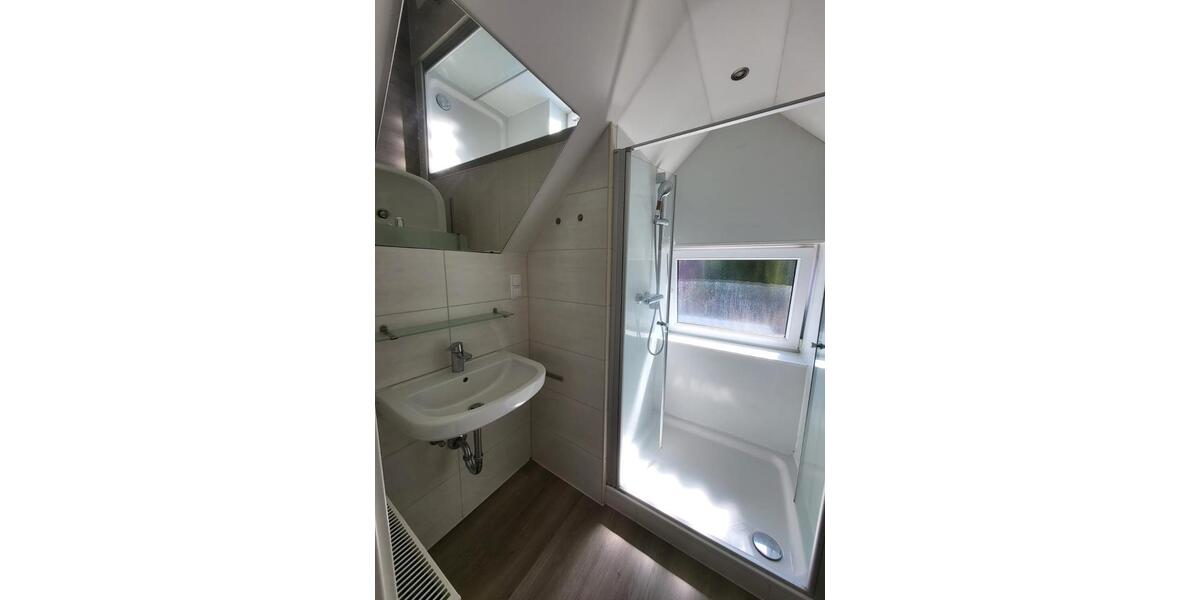 Dachgeschoßwohnung Westoverledingen - 1.5 Zimmer, 30 m&sup2;, 420&euro; | Angebot:26561452