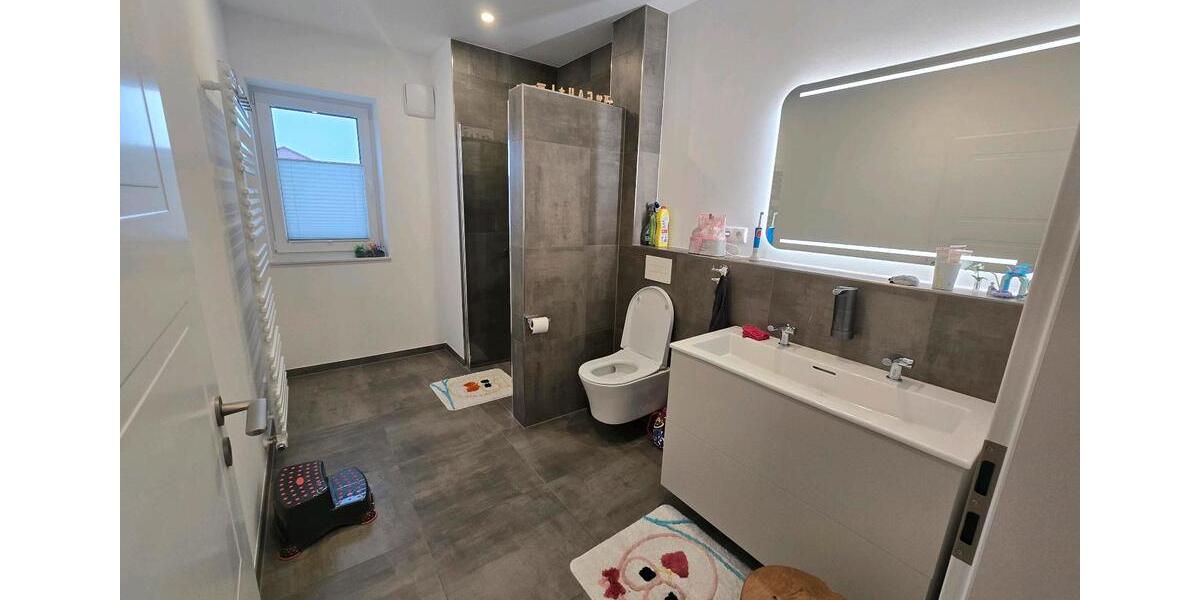 Villa Leer (Ostfriesland) - 6.5 Zimmer, 238 m&sup2;, 875.000&euro; | Angebot:26727621