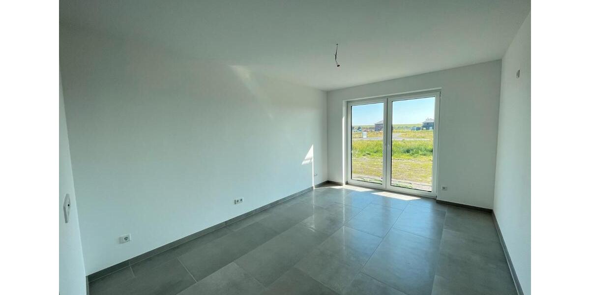 Etagenwohnung Emden - 3 Zimmer, 95 m&sup2;, 1.350&euro; | Angebot:26047027