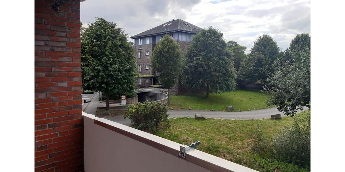 Etagenwohnung Emden - 2 Zimmer, 67 m&sup2;, 680&euro; | Angebot:26049503