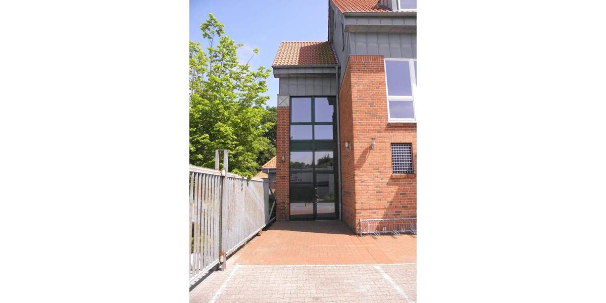 Etagenwohnung Hage - 6 Zimmer, 183 m&sup2;, 199.000&euro; | Angebot:25846120