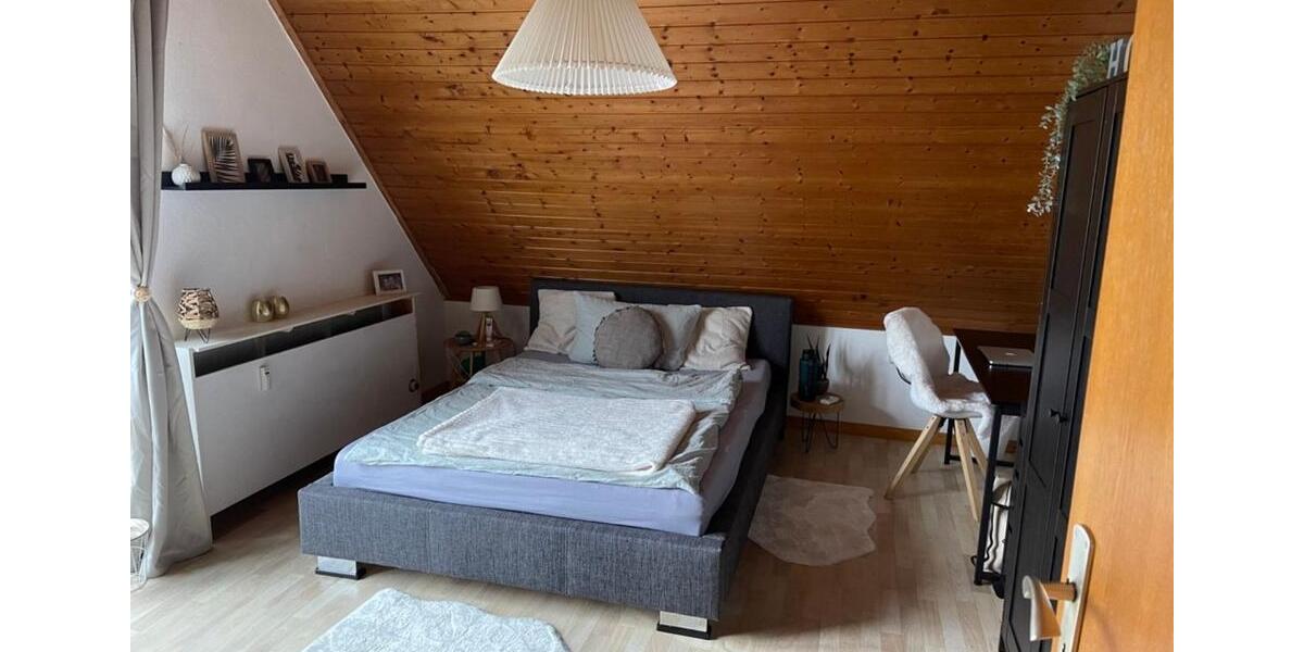 Dachgeschoßwohnung Emden Rysumer Landstraße - 2 Zimmer, 67 m&sup2;, 650&euro; | Angebot:25831569