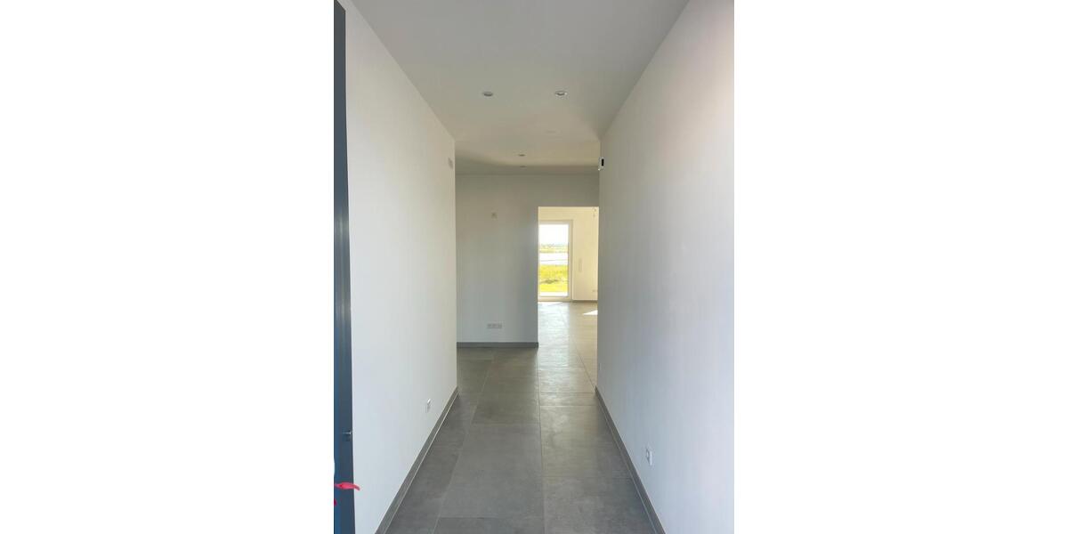 Einfamilienhaus Emden - 3 Zimmer, 95 m&sup2;, 1.350&euro; | Angebot:26051500