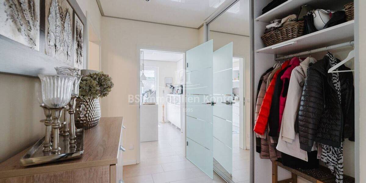 Einfamilienhaus Leer (Ostfriesland) Loga - 6 Zimmer, 171 m&sup2;, 595.000&euro; | Angebot:25693645