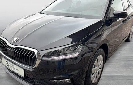 Skoda Fabia 26.654 km 19.490 &euro; Emden 26723