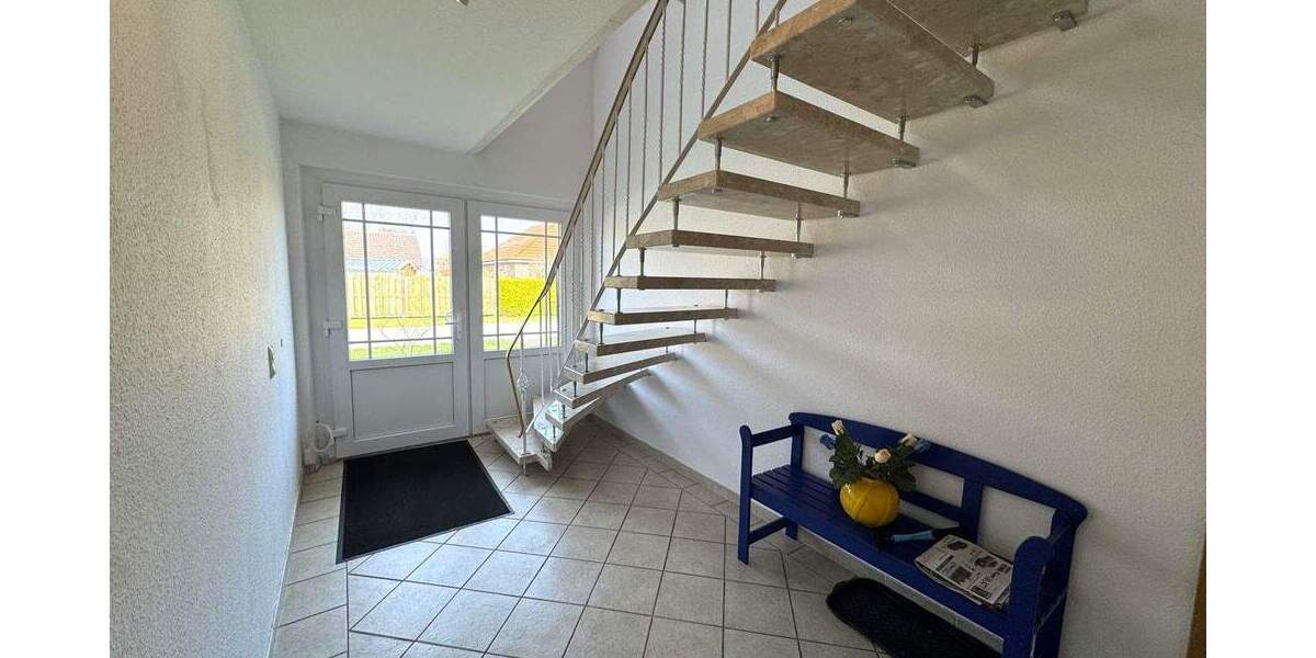Etagenwohnung Hage - 3 Zimmer, 82 m&sup2;, 165.000&euro; | Angebot:25799951