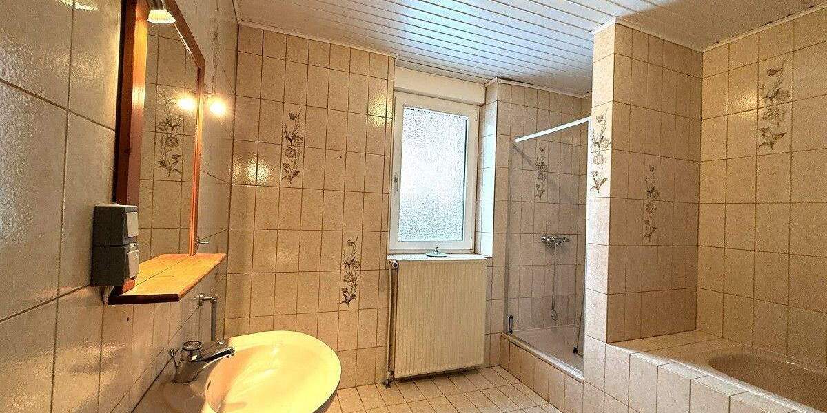 Einfamilienhaus Südbrookmerland-Wiegboldsbur Wiegboldsbur - 7 Zimmer, 265 m&sup2;, 269.000&euro; | Angebot:25742948