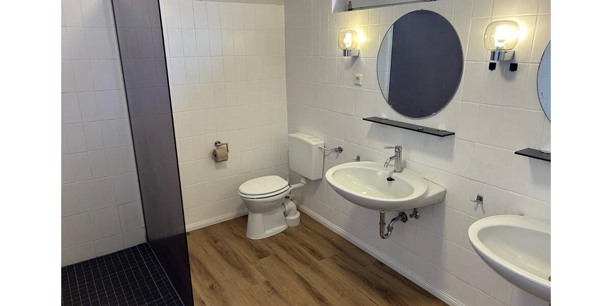 Erdgeschoßwohnung Norden - 5 Zimmer, 102 m&sup2;, 1.290&euro; | Angebot:26044858