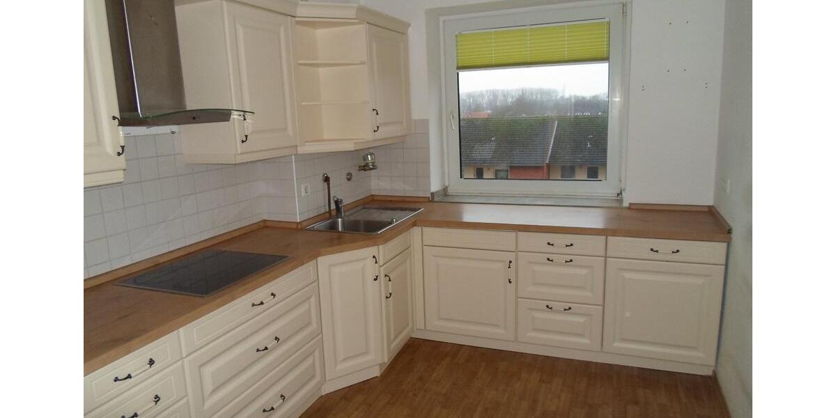 Etagenwohnung Emden Tholenswehr - 3 Zimmer, 76 m&sup2;, 590&euro; | Angebot:25542274