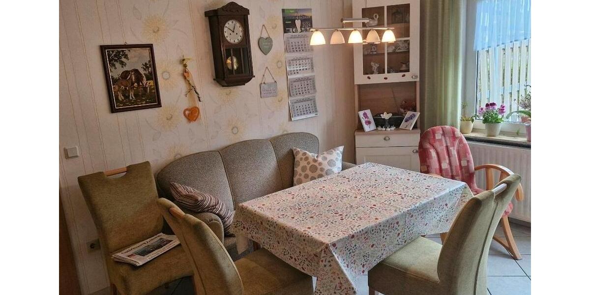 Einfamilienhaus Moormerland - 7 Zimmer, 180 m&sup2;, 1.300&euro; | Angebot:25452568