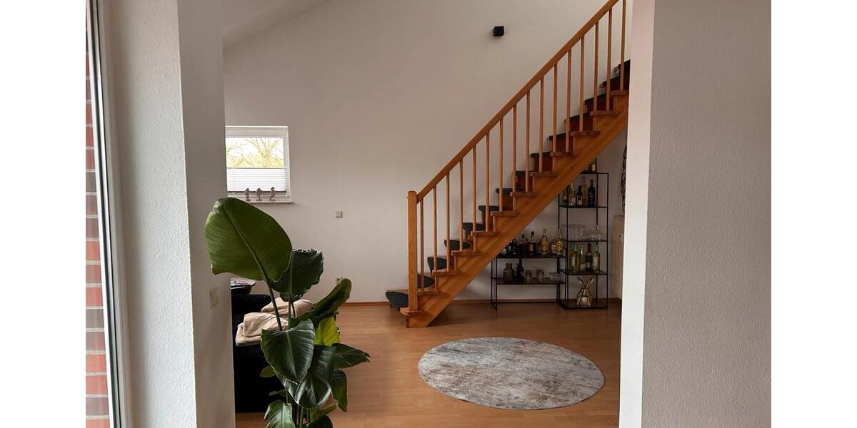 Etagenwohnung Aurich - 2.5 Zimmer, 80 m&sup2;, 1.100&euro; | Angebot:25933191