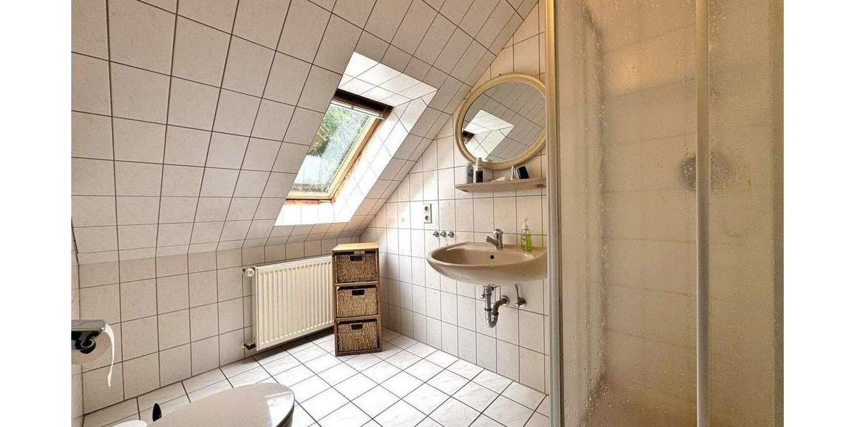 Bauernhaus, Landhaus Hage - 9 Zimmer, 265 m&sup2;, 669.000&euro; | Angebot:25689859