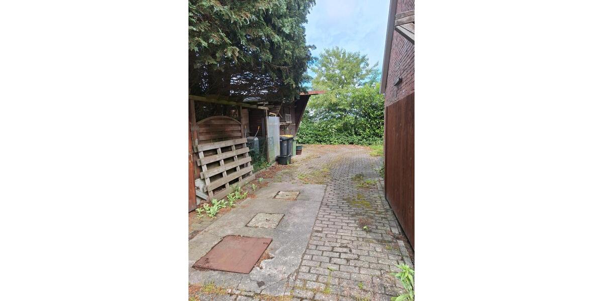 Einfamilienhaus Ihlow - 11 Zimmer, 150 m&sup2;, 135.000&euro; | Angebot:26992016