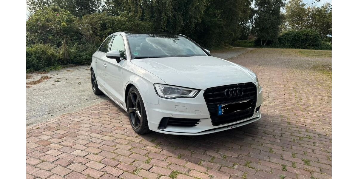 Audi A3 95.000 km 13.999 &euro; Südbrookmerland 26624
