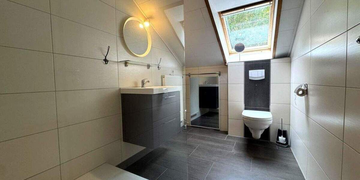 Einfamilienhaus Hage Berum - 5 Zimmer, 216 m&sup2;, 449.000&euro; | Angebot:25689862