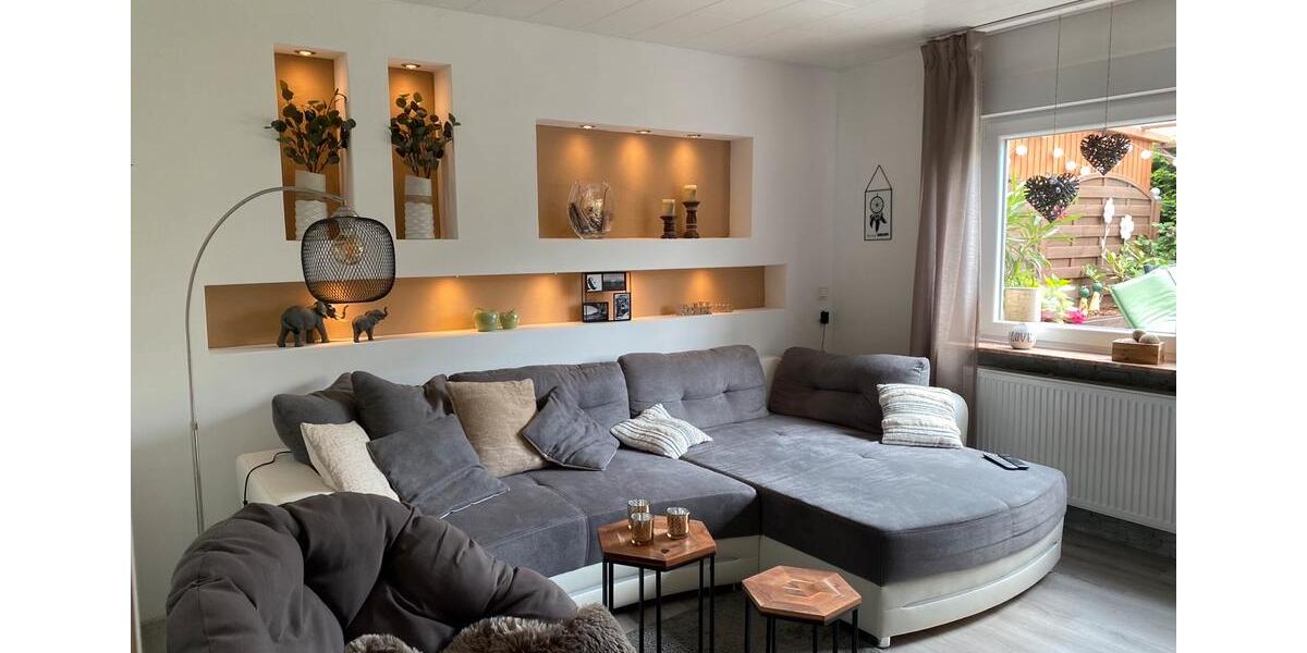 Reihenhaus Emden Tholenswehr - 5 Zimmer, 90 m&sup2;, 100&euro; | Angebot:24401832