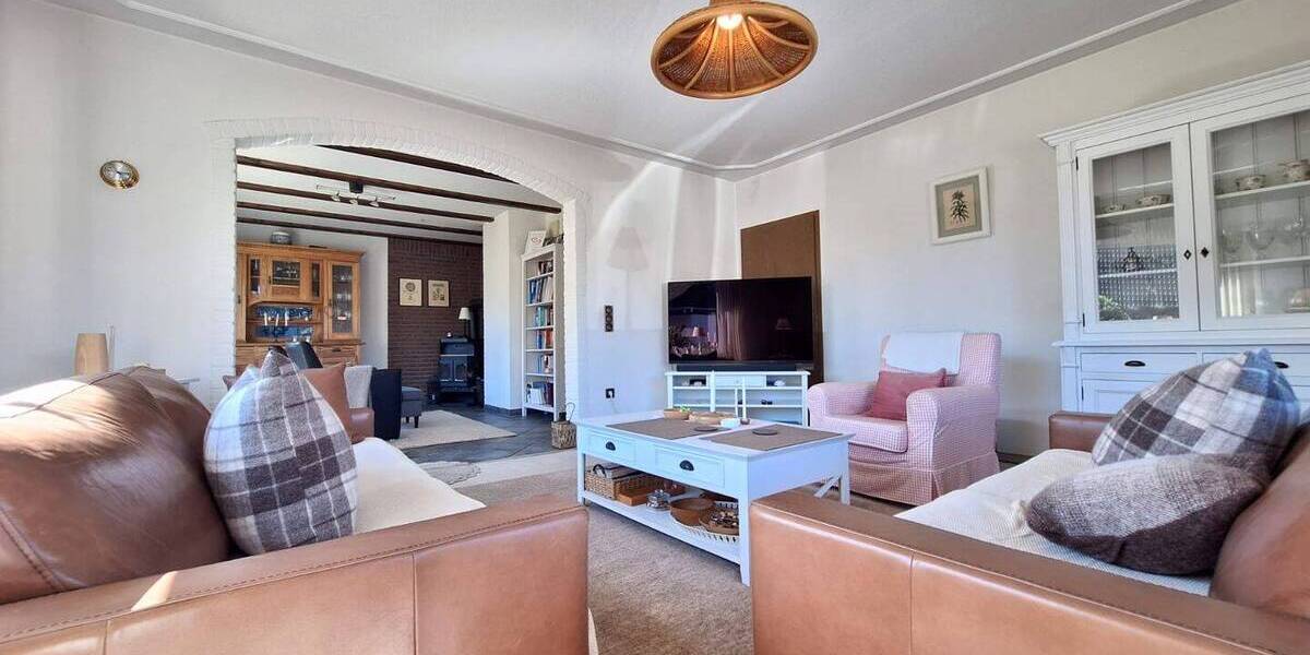 Einfamilienhaus Weener Holthusen - 5 Zimmer, 140 m&sup2;, 295.000&euro; | Angebot:26674112