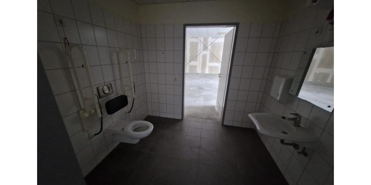 Gewerbeobjekt Emden - 2.200&euro; | Angebot:26657732