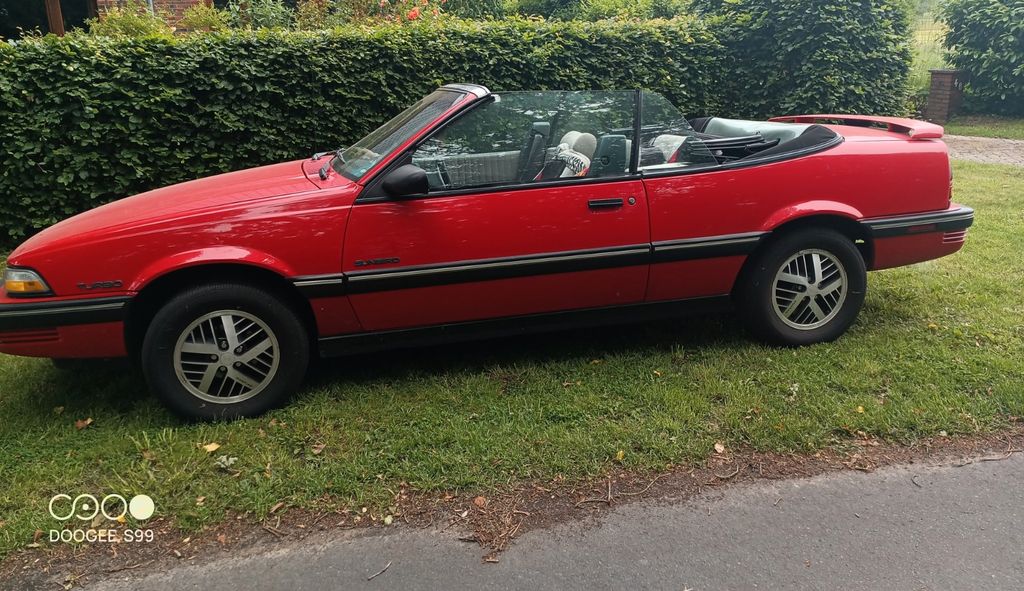 Pontiac Sunbird 102.753 km 8.630 &euro; Großefehn 26629