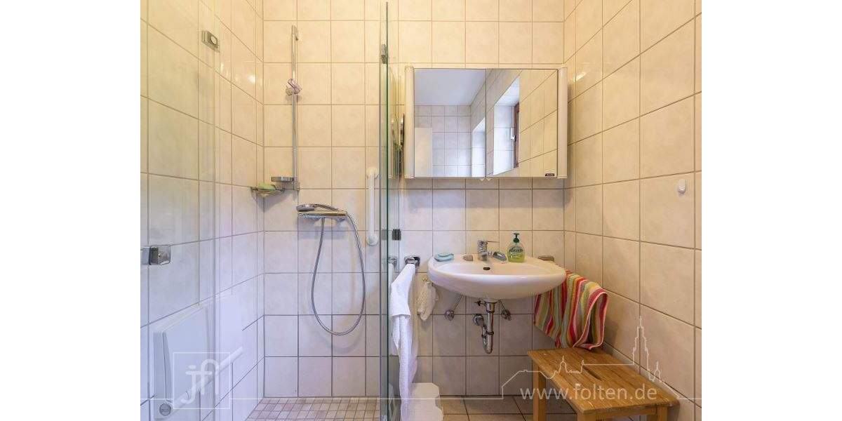 Einfamilienhaus Moormerland Warsingsfehn - 8 Zimmer, 172 m&sup2;, 299.500&euro; | Angebot:25705641