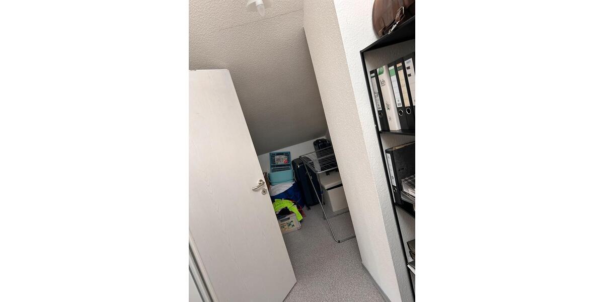 Etagenwohnung Aurich - 2.5 Zimmer, 80 m&sup2;, 1.100&euro; | Angebot:25933191