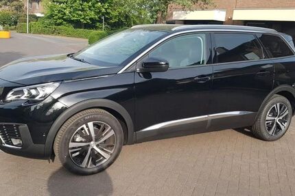 Peugeot 5008 96.400 km 17.900 &euro; Bunde 26831