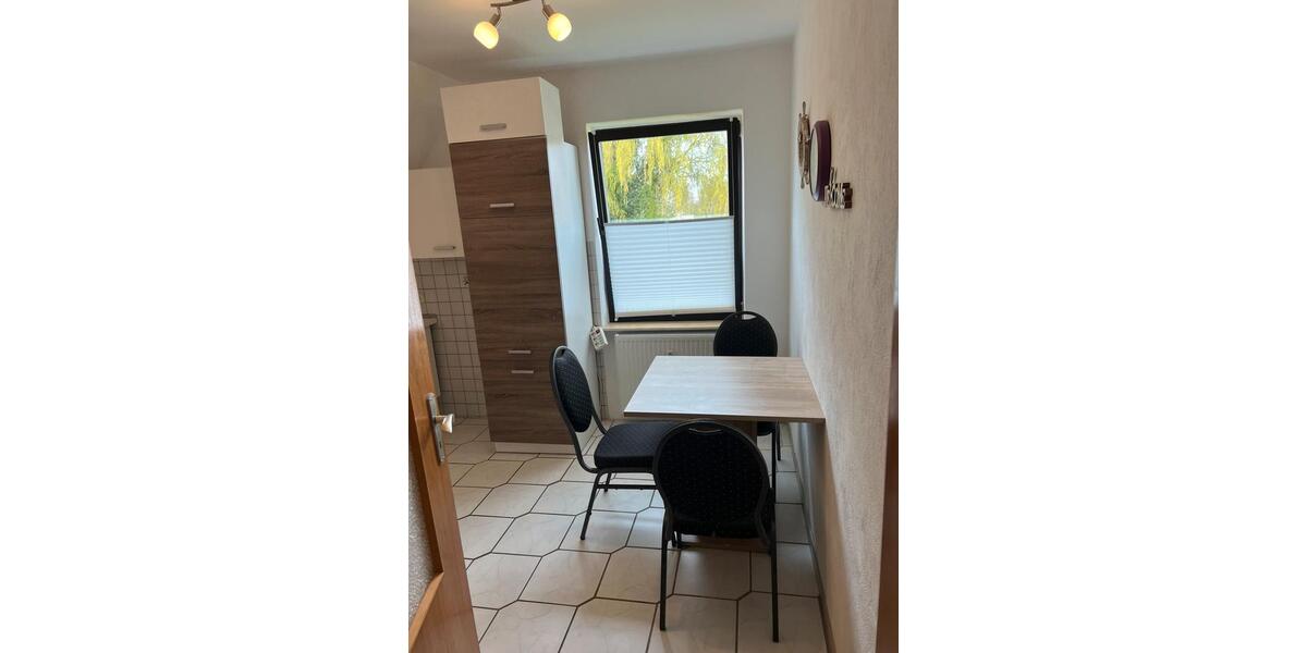 Dachgeschoßwohnung Emden Tholenswehr - 2 Zimmer, 55 m&sup2;, 550&euro; | Angebot:25962460