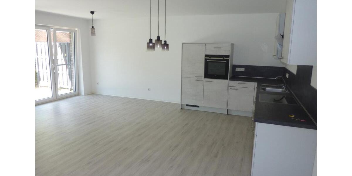 Erdgeschoßwohnung Aurich - 3 Zimmer, 86 m&sup2;, 950&euro; | Angebot:25831595
