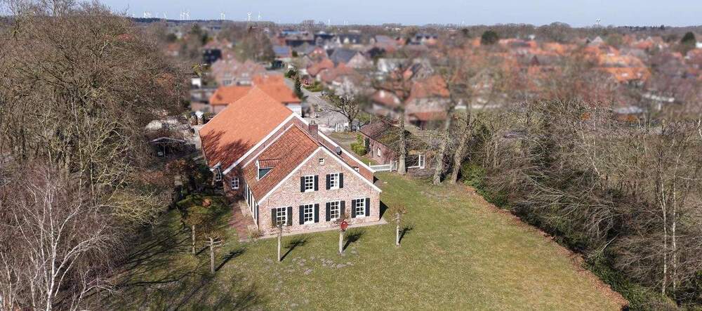 Bauernhaus, Landhaus Hage - 9 Zimmer, 265 m&sup2;, 669.000&euro; | Angebot:25689859