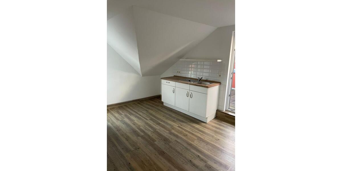 Etagenwohnung Emden - 3 Zimmer, 75 m&sup2;, 540&euro; | Angebot:25571483