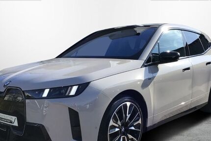 BMW iX 2.400 km 99.890 &euro; Emden 26723