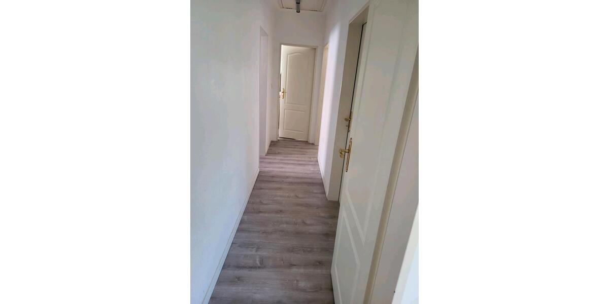 Erdgeschoßwohnung Leer (Ostfriesland) - 4 Zimmer, 130 m&sup2;, 1.100&euro; | Angebot:26705848