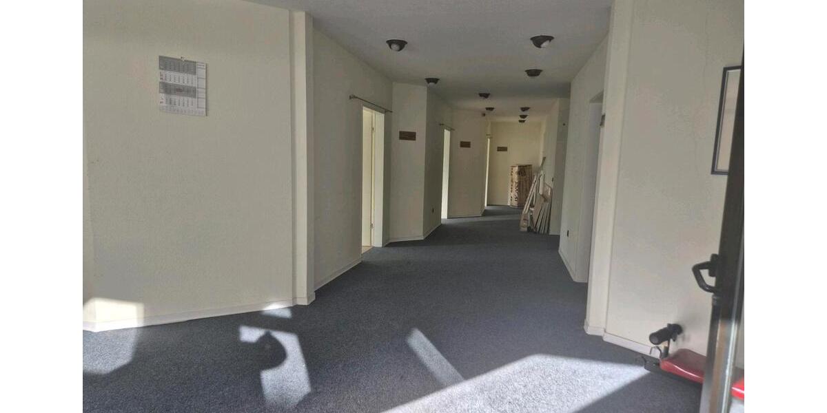 Gewerbeobjekt Weener - 1.200&euro; | Angebot:25308493